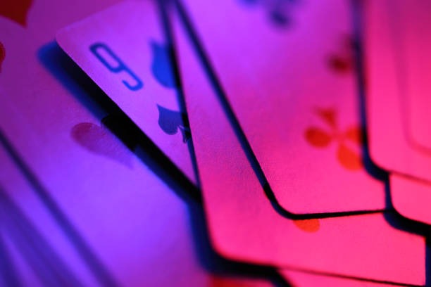 4bet ব্রাউজার এবং অ্যাপ ইন্টারফেস তুলনা